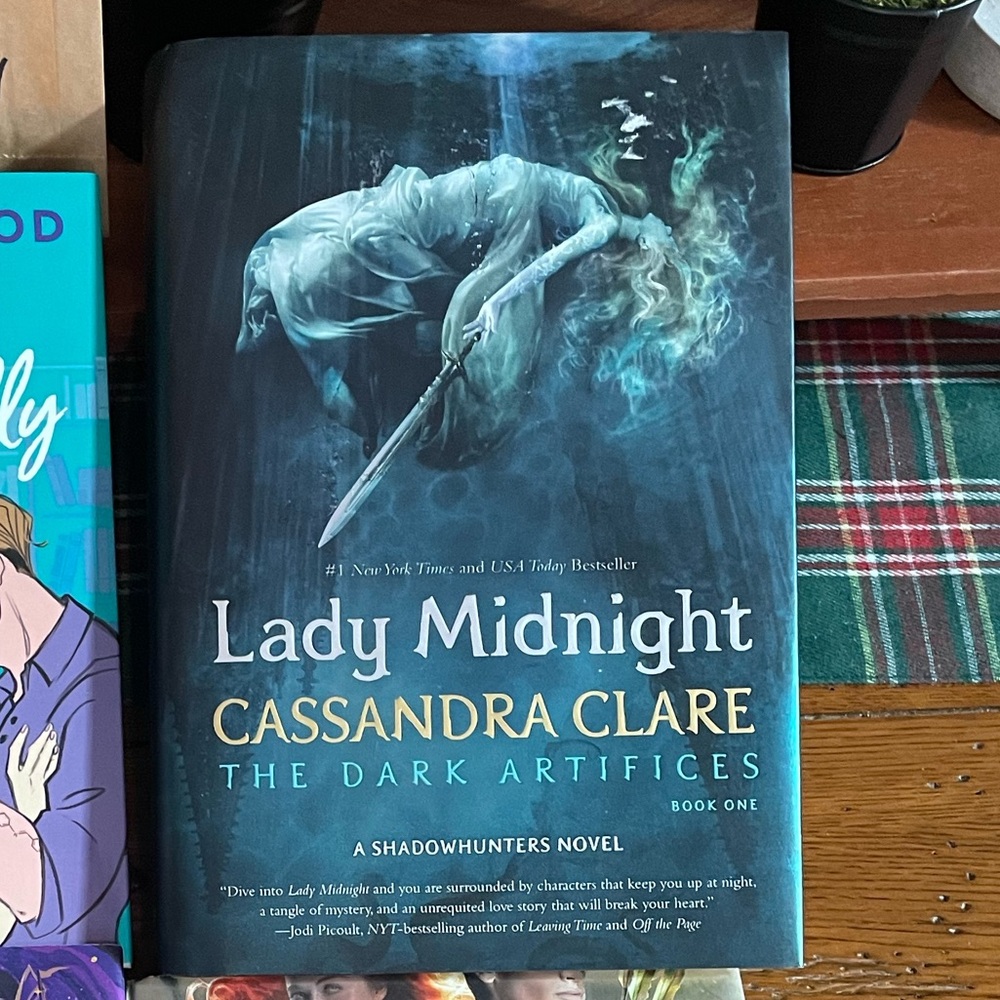Lady midnight by Cassandra Clare